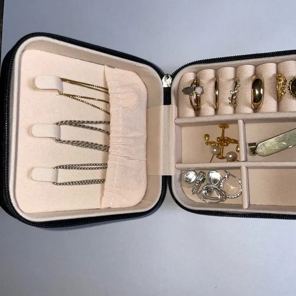 SALE!!!Jewelry Box Organizer - Picture 3 of 10